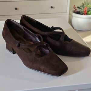 Vintage Tradition Mary Jane Double Straps Chocolate Brown Suede Shoes Size 7 W